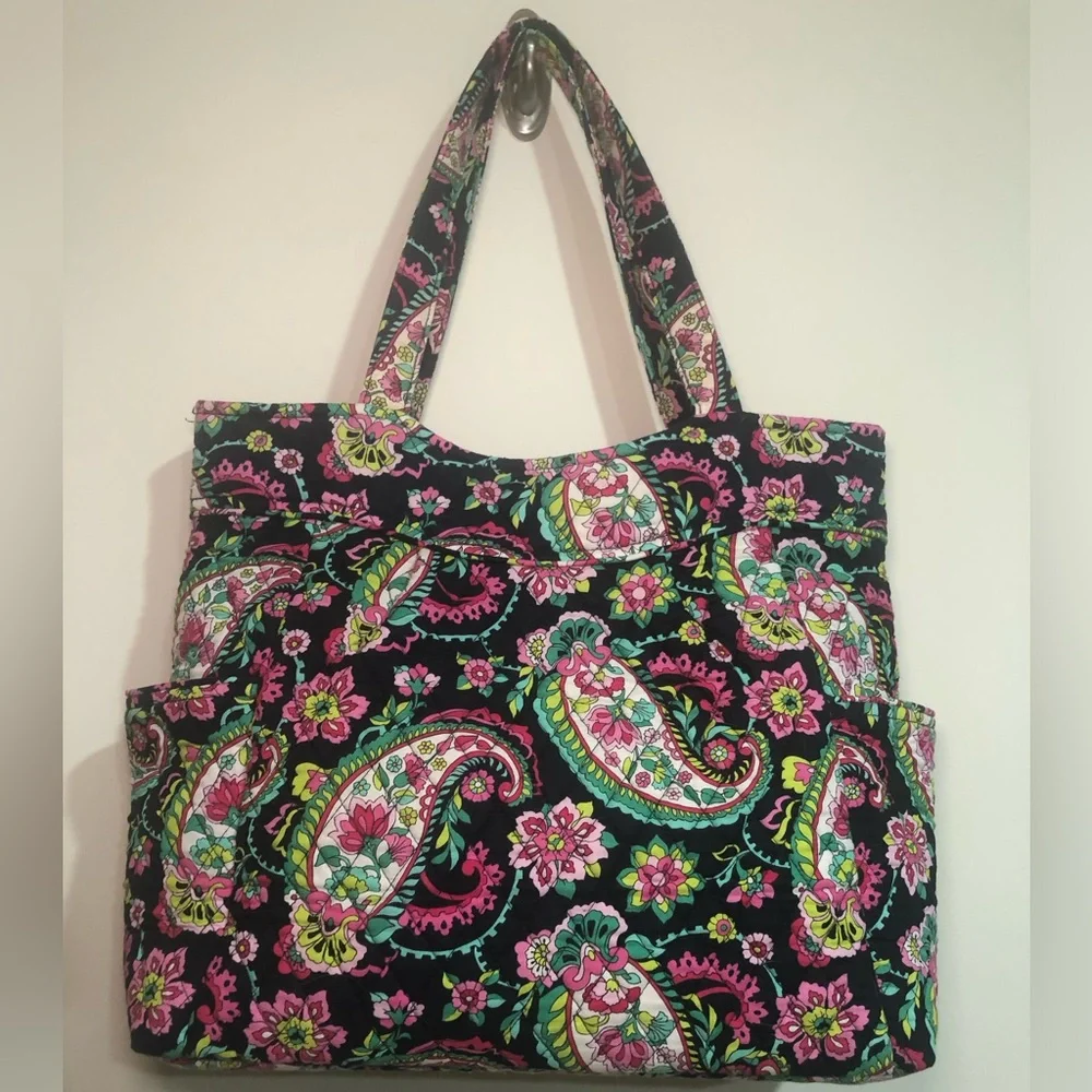 VERA BRADLEY PETAL PAISLEY TOTE BAG - Picture 4 of 9